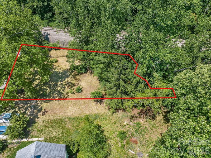 28 Pinecrest Drive, Asheville, NC -  - $125,000