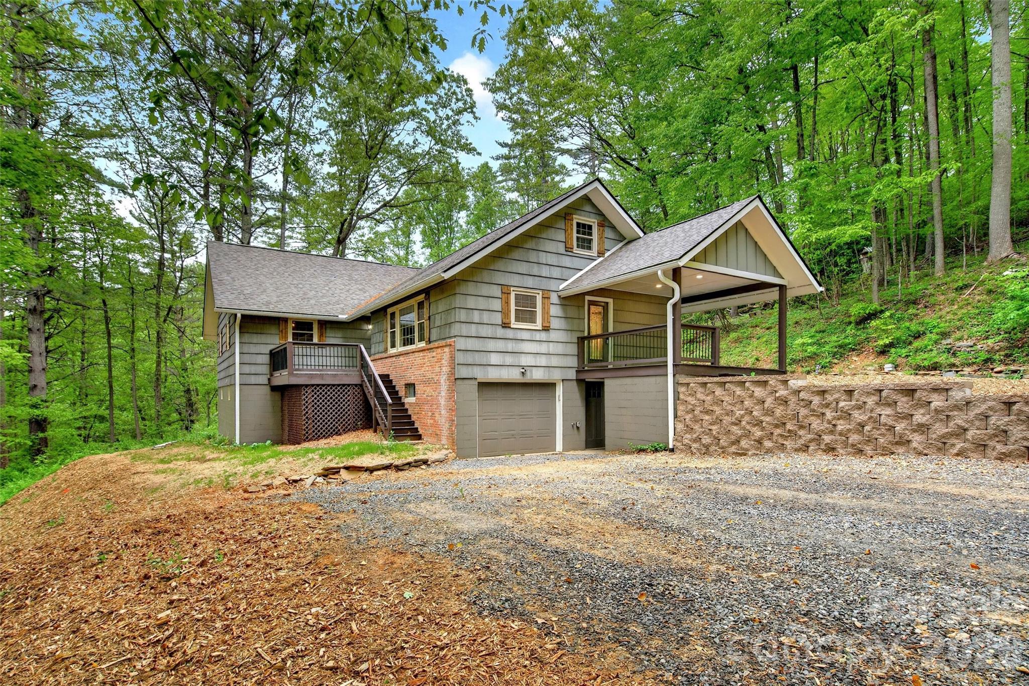 3781 S 226 Highway, Bakersville, NC. property listing photo
