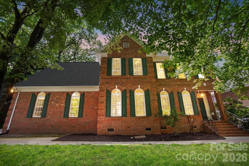 7126 Weddington Brook, Matthews, NC - 4 beds, 3 baths, 3,280 sqft - $765,000