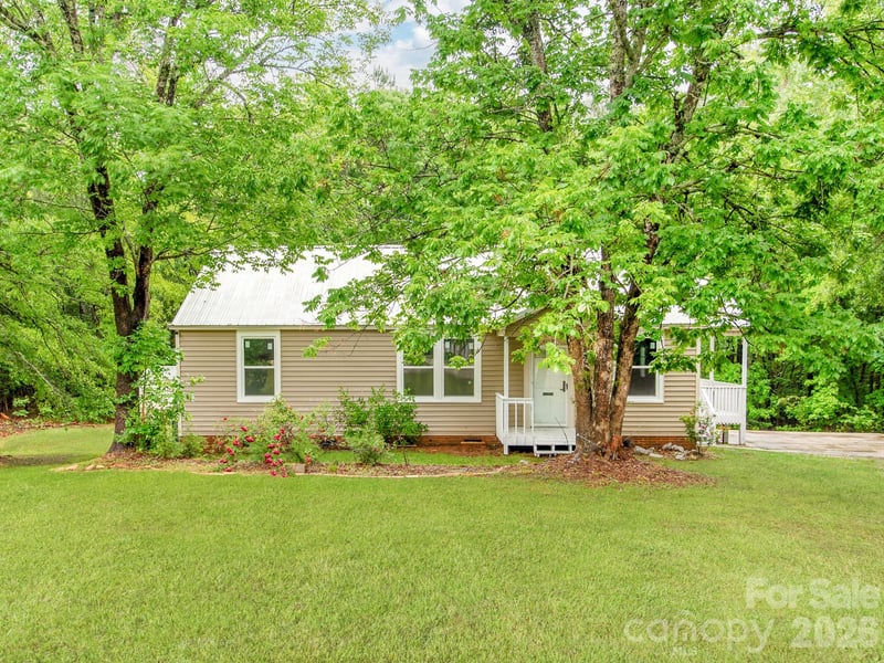 4699 Cherrystone Road, Lancaster, SC - 3 beds, 2 baths, 1,372 sqft - $290,000