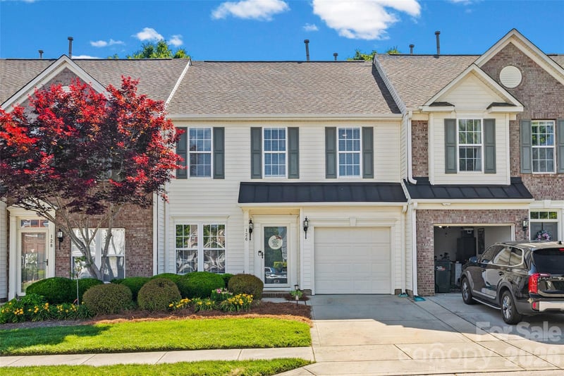 126 Autumn Falls Drive Apt 26, Lake Wylie, SC - 3 beds, 2.5 baths, 1,790 sqft - $299,000