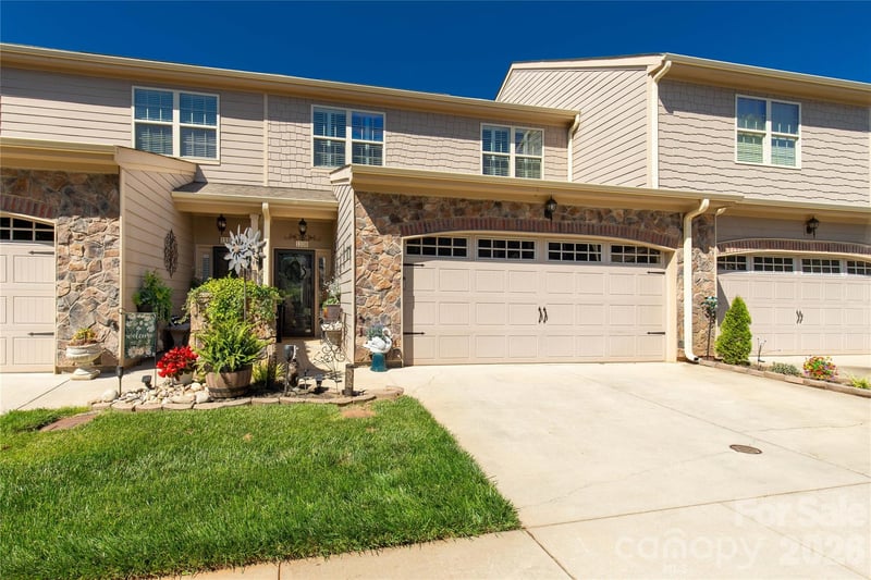 1108 Stuarts Landing Drive, Cramerton, NC - 3 beds, 2.5 baths, 1,750 sqft - $354,900