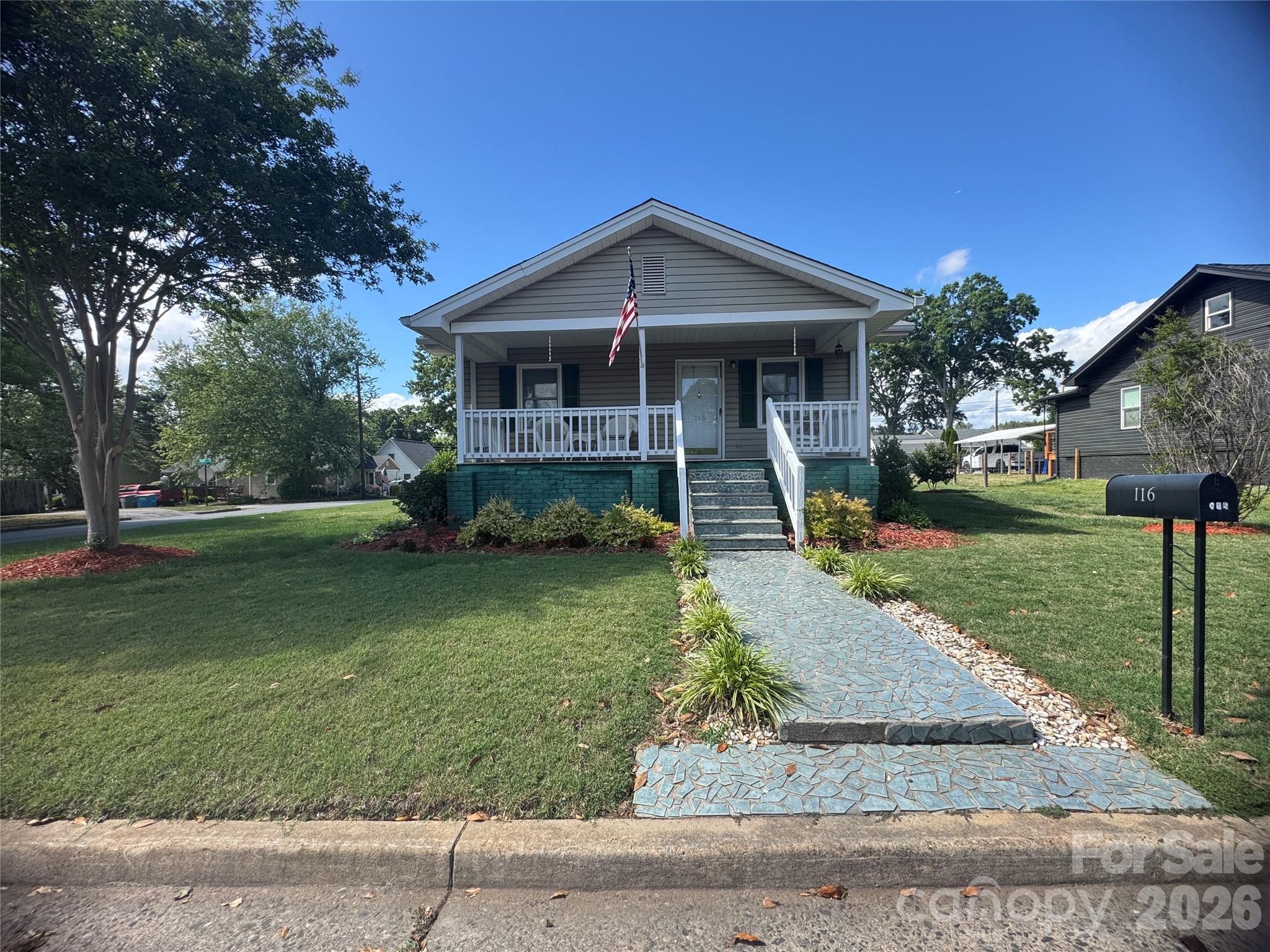 116 Live Oak Avenue, Belmont, NC — property listing photo