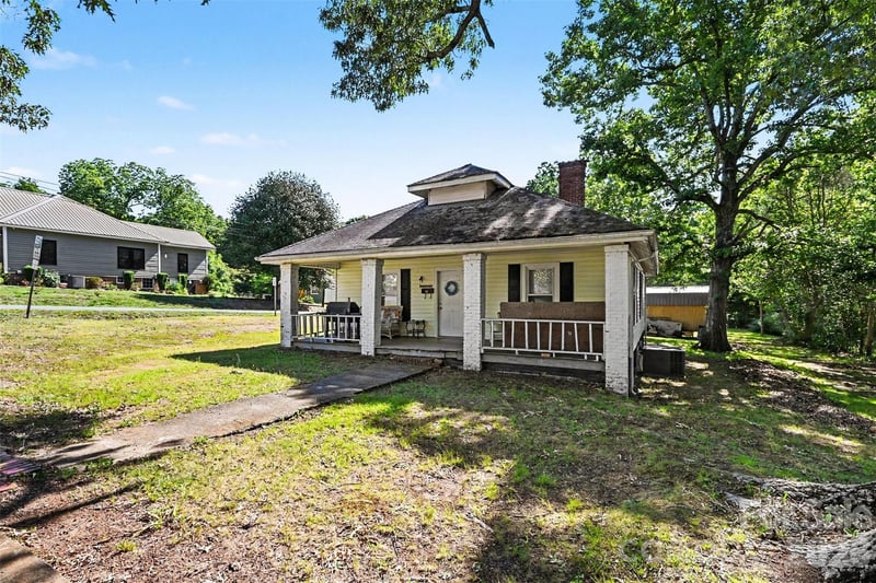 603 S 4th Street, Albemarle, NC - 3 beds, 1 bath, 1,225 sqft - $175,000