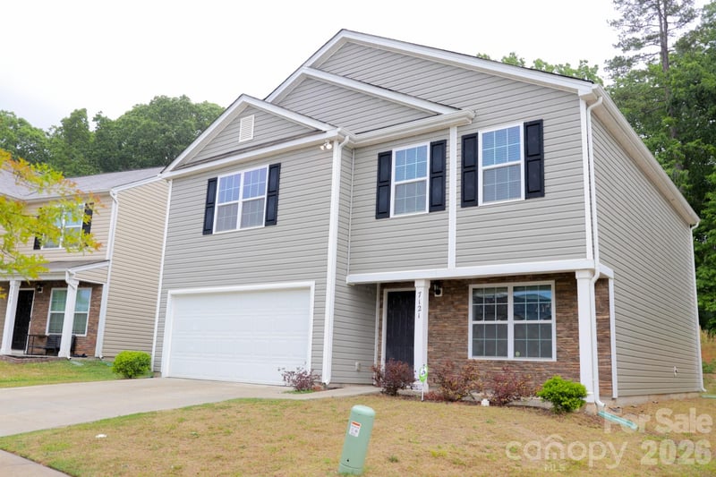 7121 Finnigan Road, Charlotte, NC - 3 beds, 2.5 baths, 2,230 sqft - $399,000