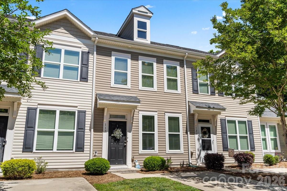 117 N Island Village Drive N, Mount Holly, NC. property listing photo