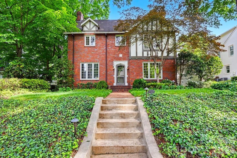 1527 Stanford, Charlotte, NC - 4 beds, 4 baths, 3,289 sqft - $2,250,000