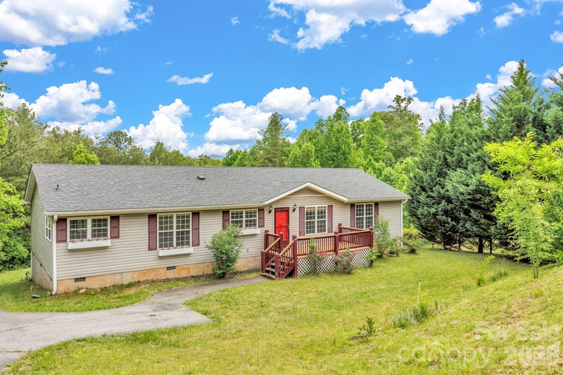 31 Trent Drive Apt 48, Leicester, NC - 3 beds, 2 baths, 1,728 sqft - $305,000