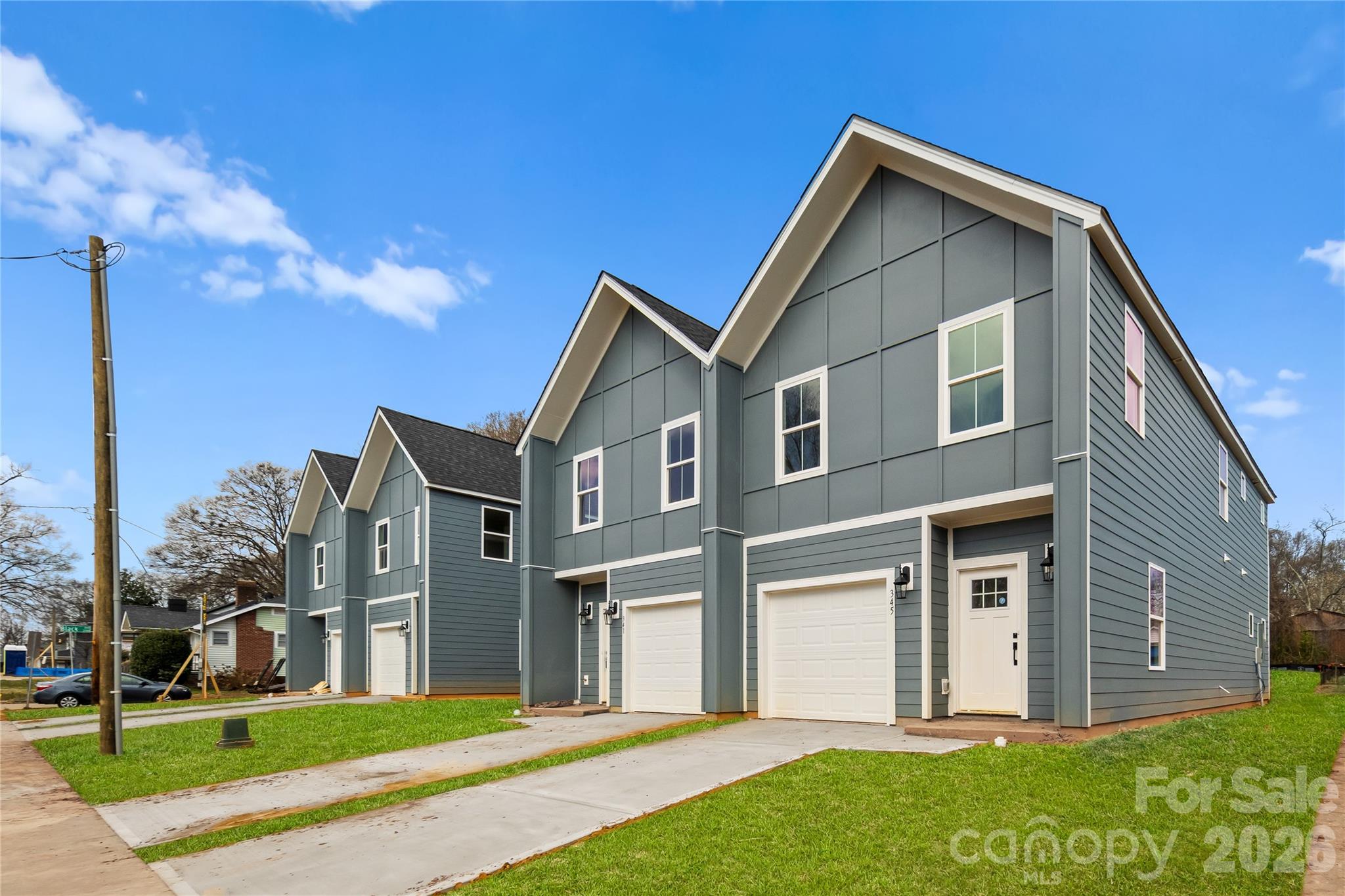337 N Hoskins Road, Charlotte, NC. property listing photo