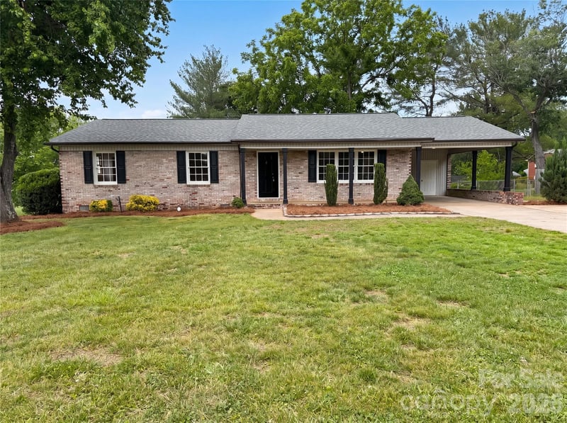 814 Charles Road, Shelby, NC - 3 beds, 2 baths, 993 sqft - $231,000