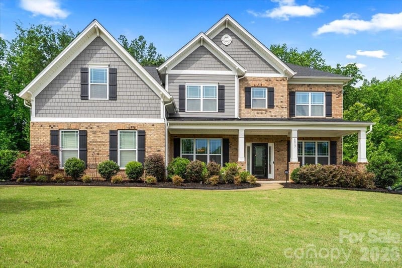 8817 Auburn Whisper, Mint Hill, NC - 5 beds, 4 baths, 3,723 sqft - $800,000