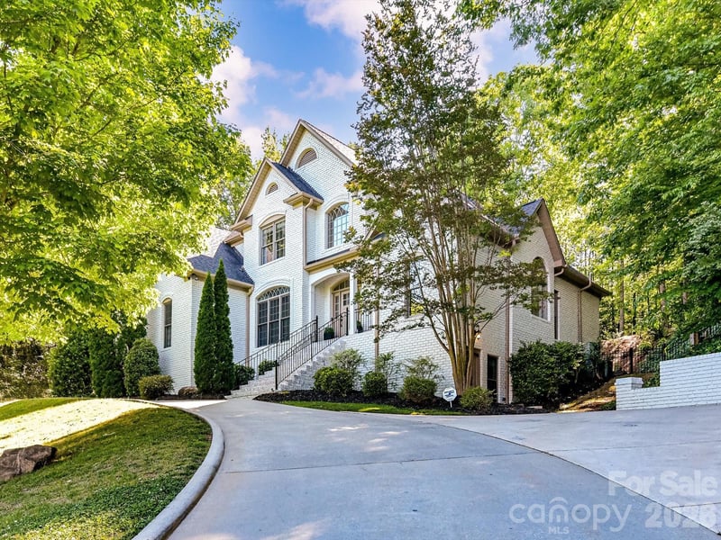 4510 Granite Hill, Davidson, NC - 4 beds, 4 baths, 3,719 sqft - $1,200,000