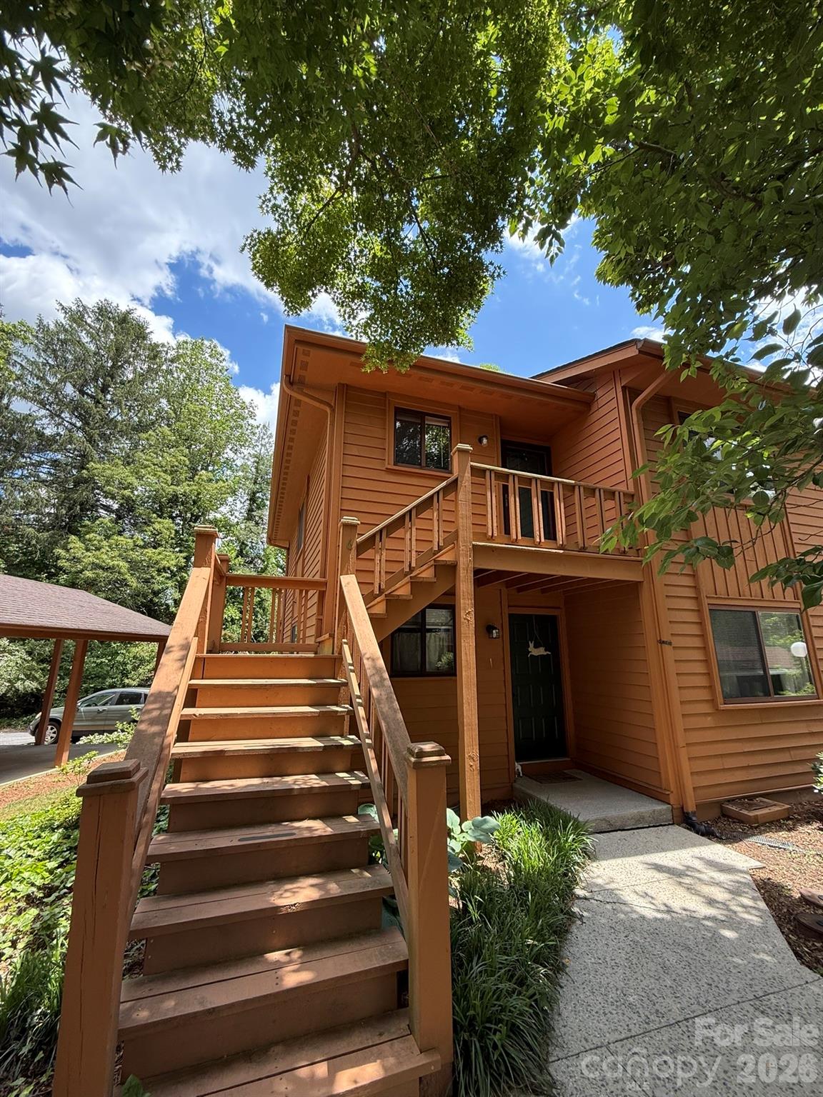 581 Courtwood Lane Apt 6, Hendersonville, NC. property listing photo