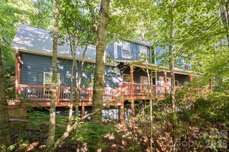 7 Timber Park Drive, Black Mountain, NC - 4 beds, 2.5 baths, 2,043 sqft - $595,000