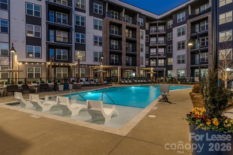 9821 Research Drive Diana, Charlotte, NC - 2 beds, 2 baths, 1,058 sqft - $1,592