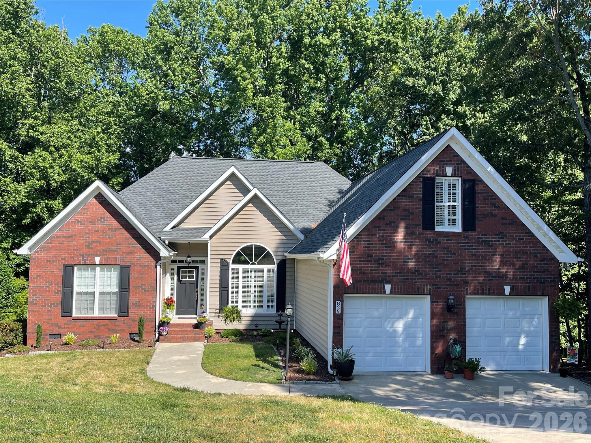829 Savannah Place, Fort Mill, SC — property listing photo 1