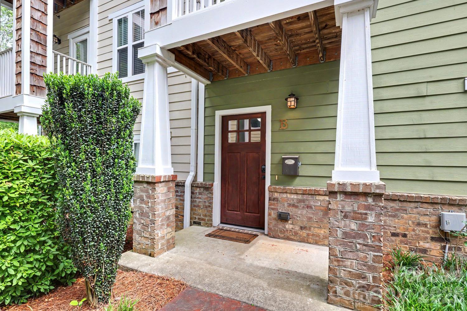 1733 Matheson B, Charlotte, NC — property listing photo 1