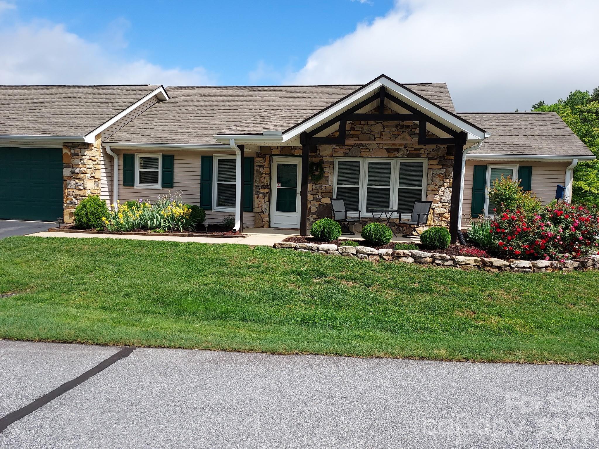 243 Rocky Mountain Way, Arden, NC. property listing photo