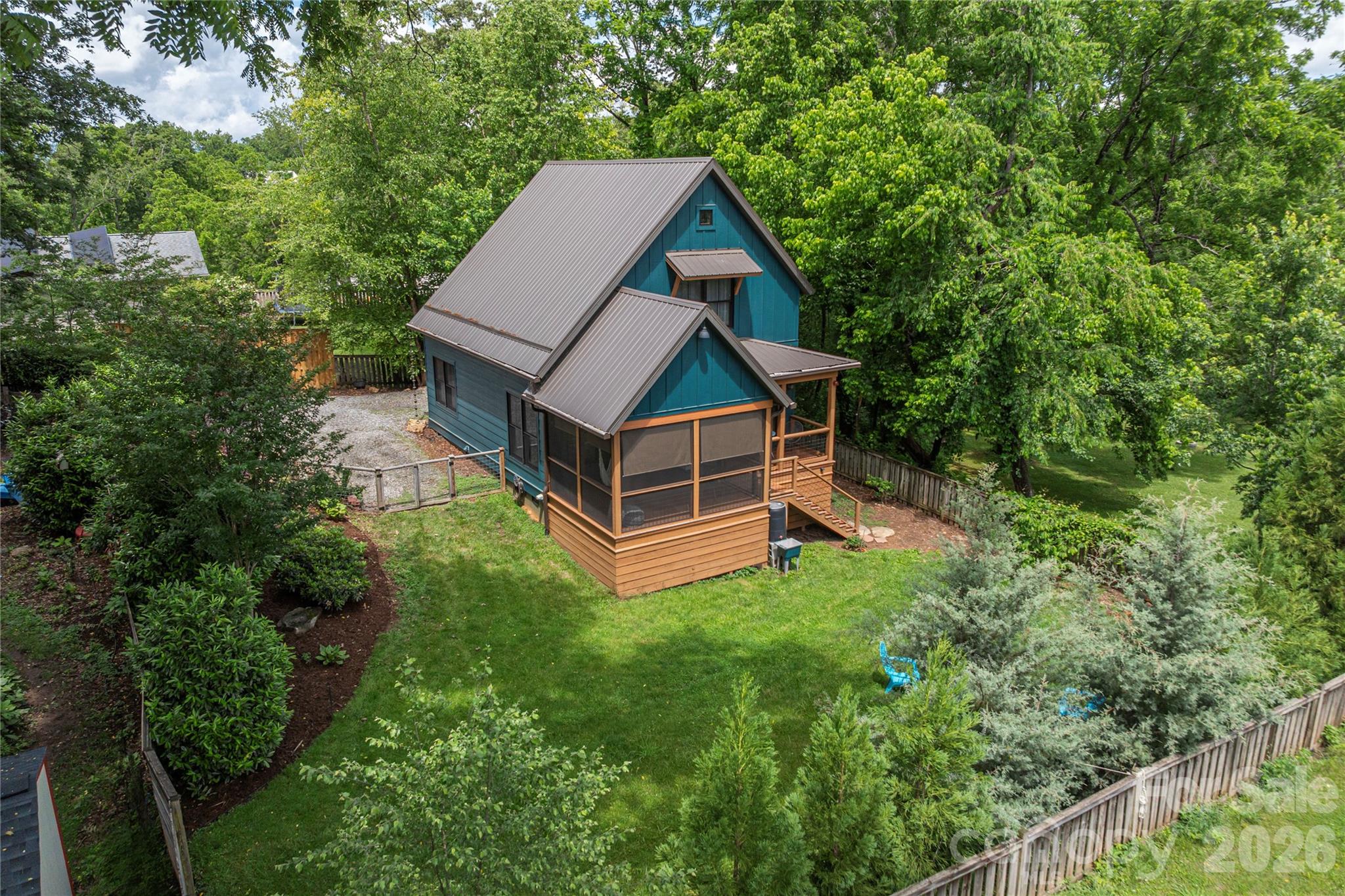 5 Grove Street, Weaverville, NC — property listing photo