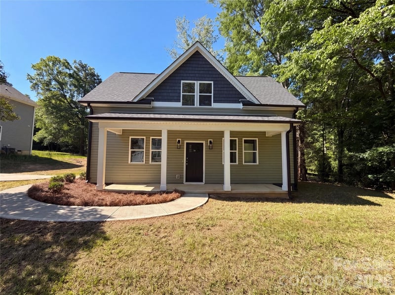 1402 Martin Luther King Avenue, Kannapolis, NC - 3 beds, 2 baths, 1,278 sqft - $257,000