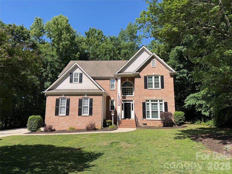 6000 Hunter Lane, Matthews, NC - 3 beds, 3 baths, 2,990 sqft - $769,900