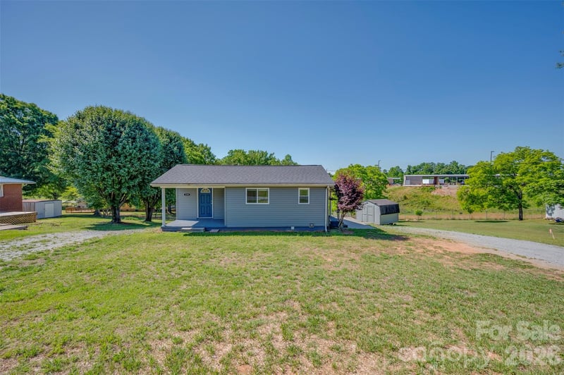 220 Roberson Road, Forest City, NC - 2 beds, 2 baths, 1,251 sqft - $225,000
