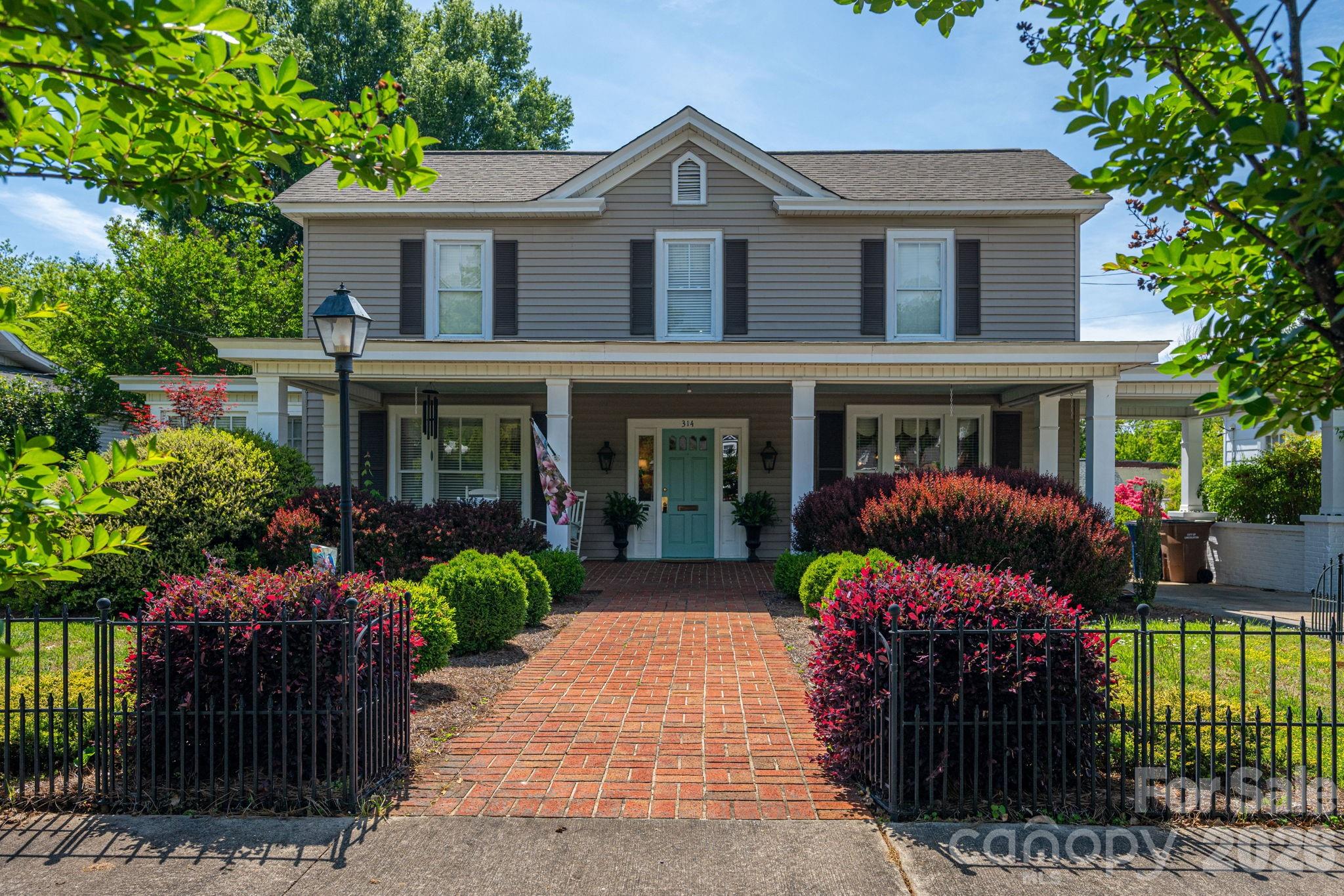 314 S Cedar Street, Lincolnton, NC. property listing photo