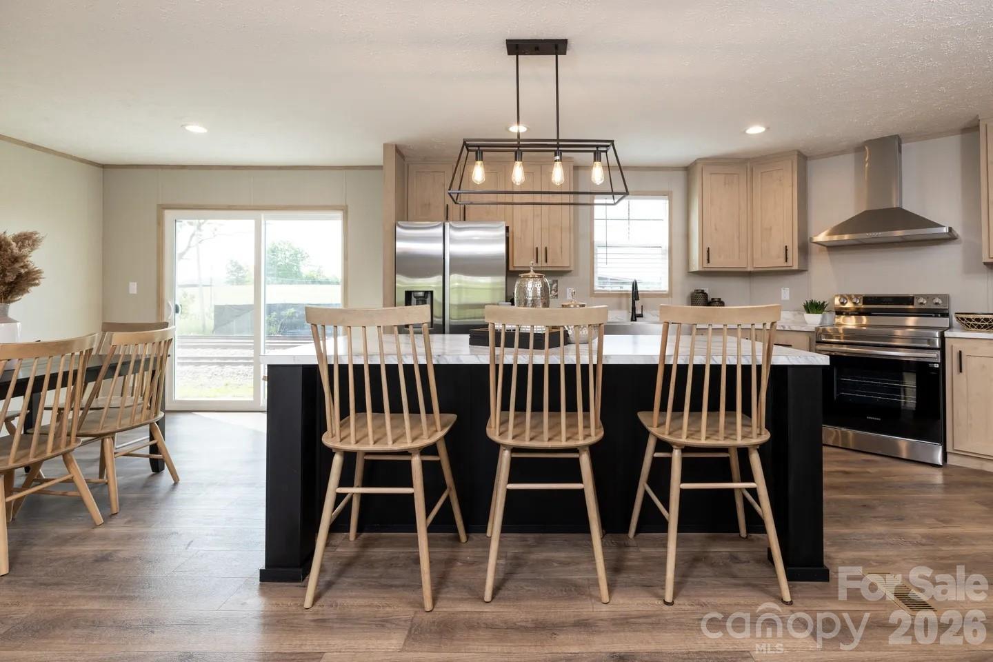 817 Jupiter, Weaverville, NC — property listing photo