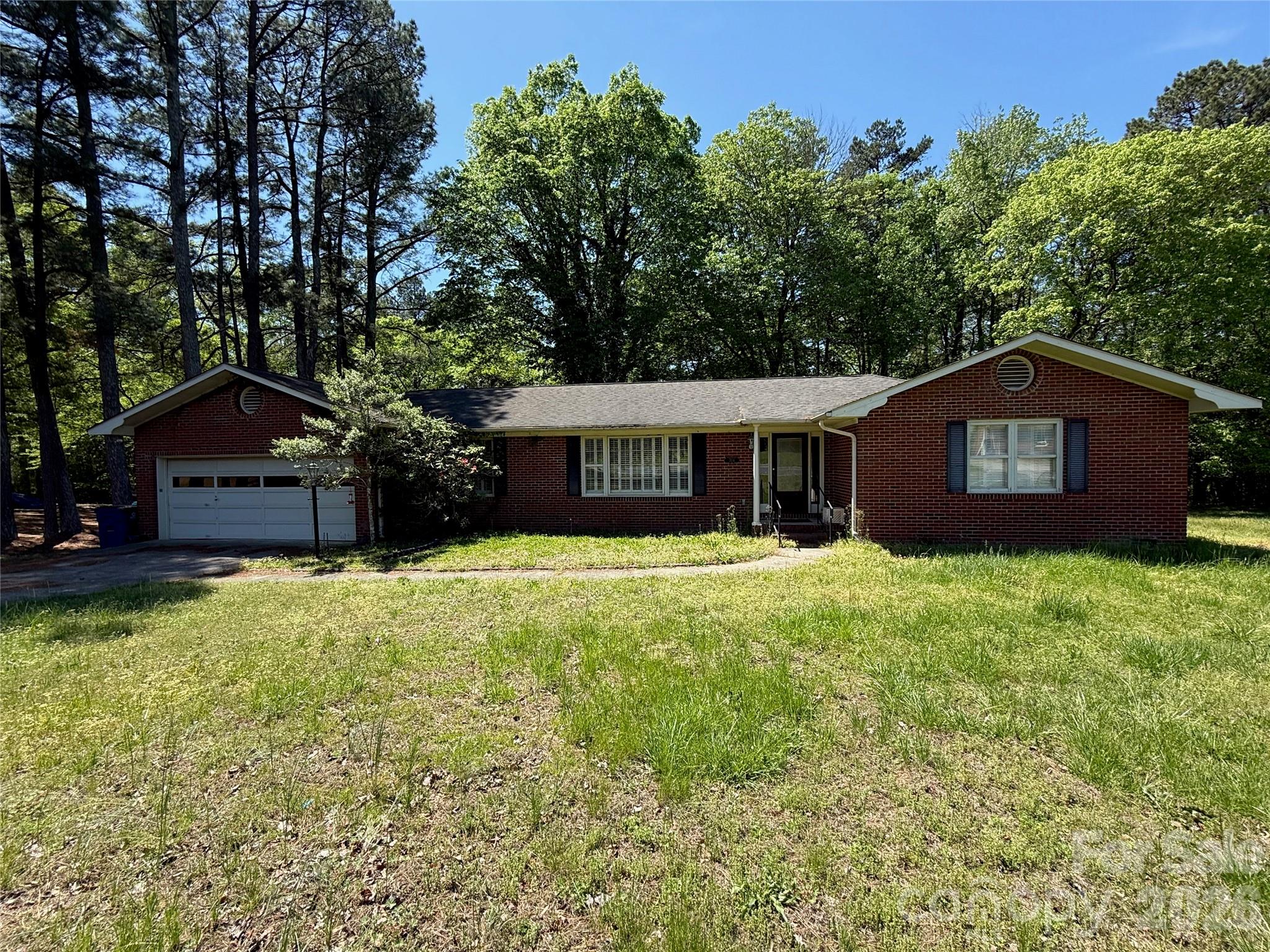 714 Crestmont, Concord, NC — property listing photo 1