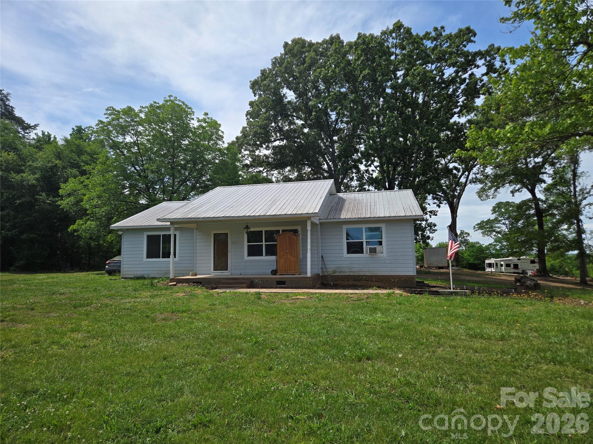 1127 N Mountain Street, Blacksburg, SC. property listing photo
