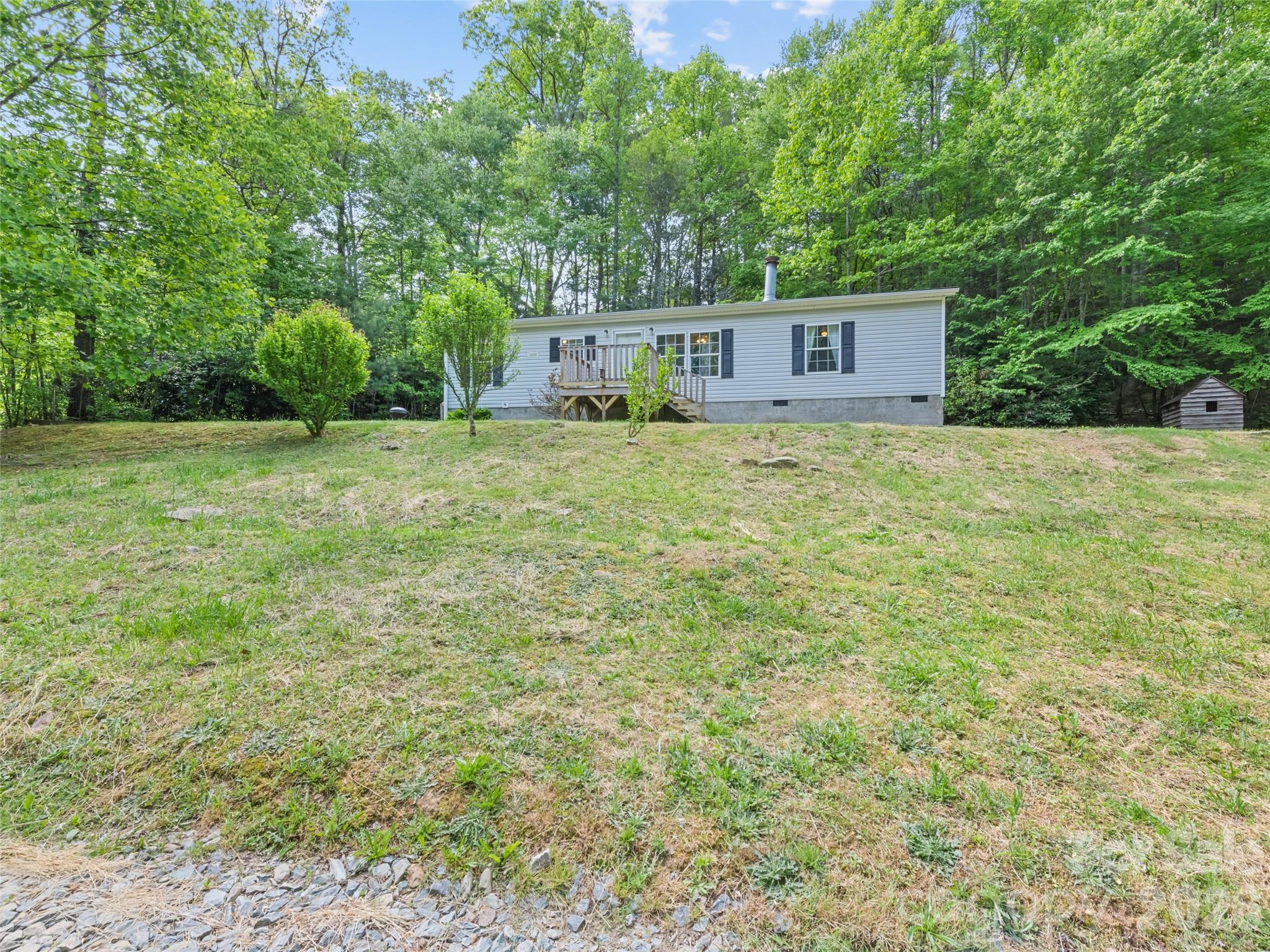 122 Mastiff Hollow Drive, Waynesville, NC. property listing photo