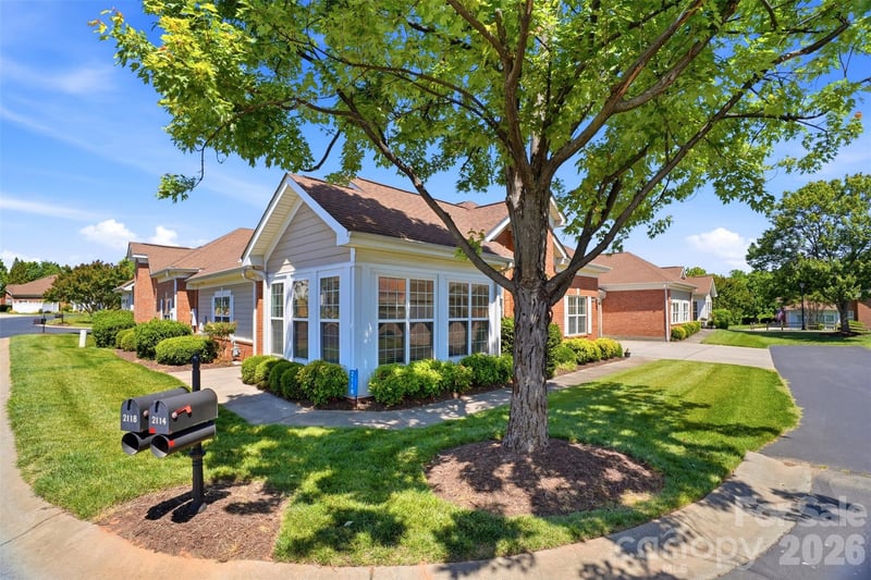 2118 Castle, Matthews, NC - 2 beds, 2 baths, 1,657 sqft - $455,000