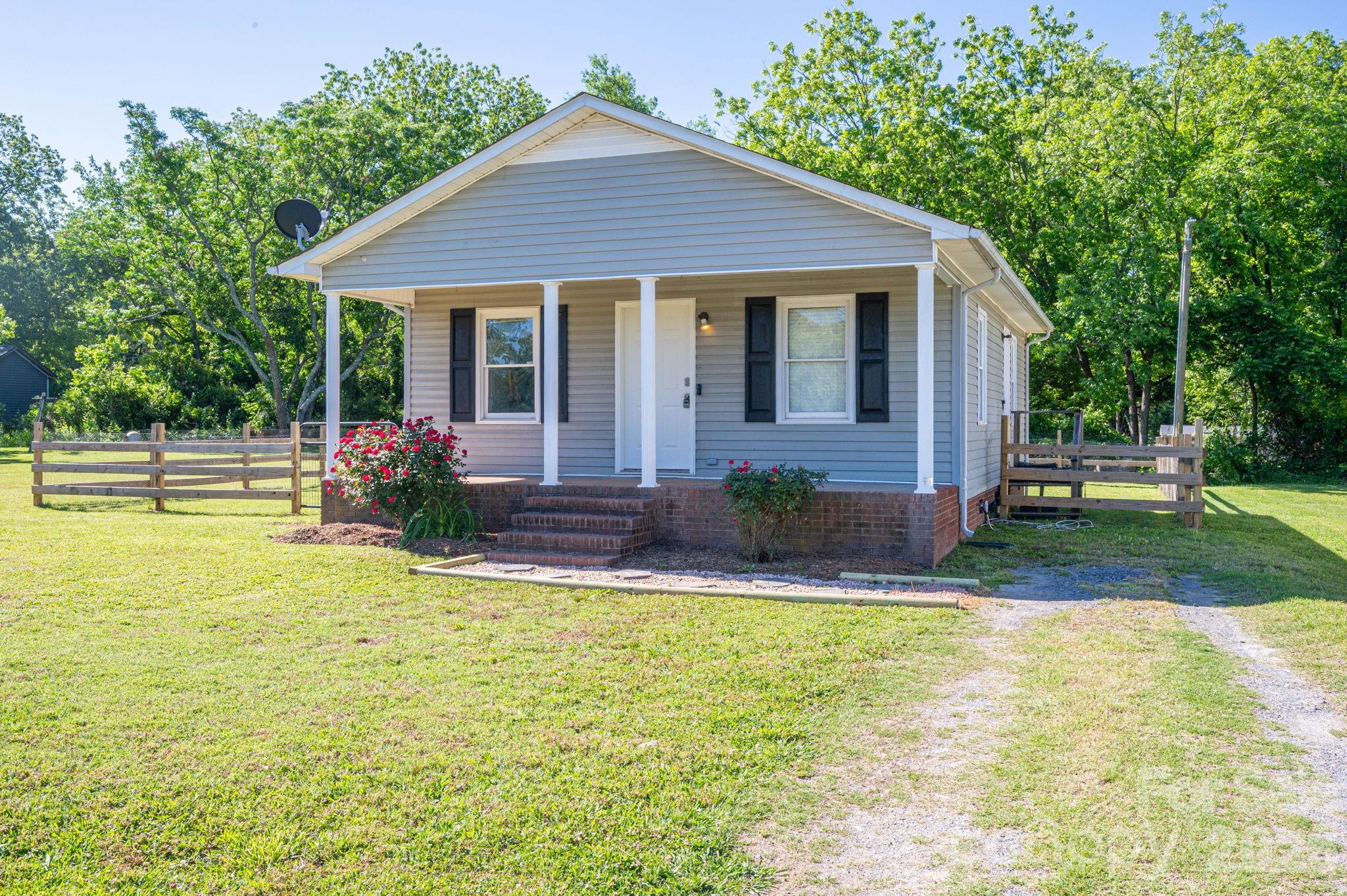 807 Willow Lane, Bessemer City, NC. property listing photo