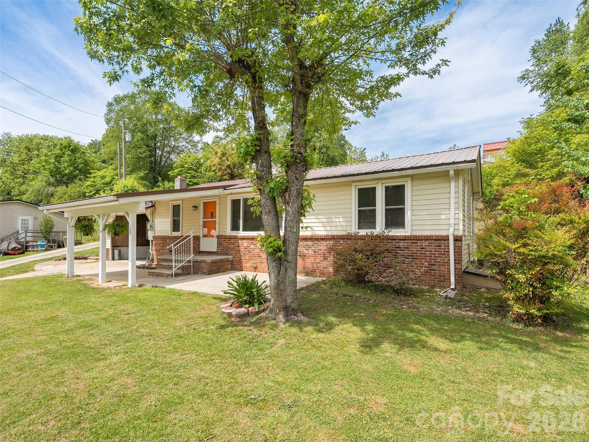 160 Cooper Street, Canton, NC. property listing photo