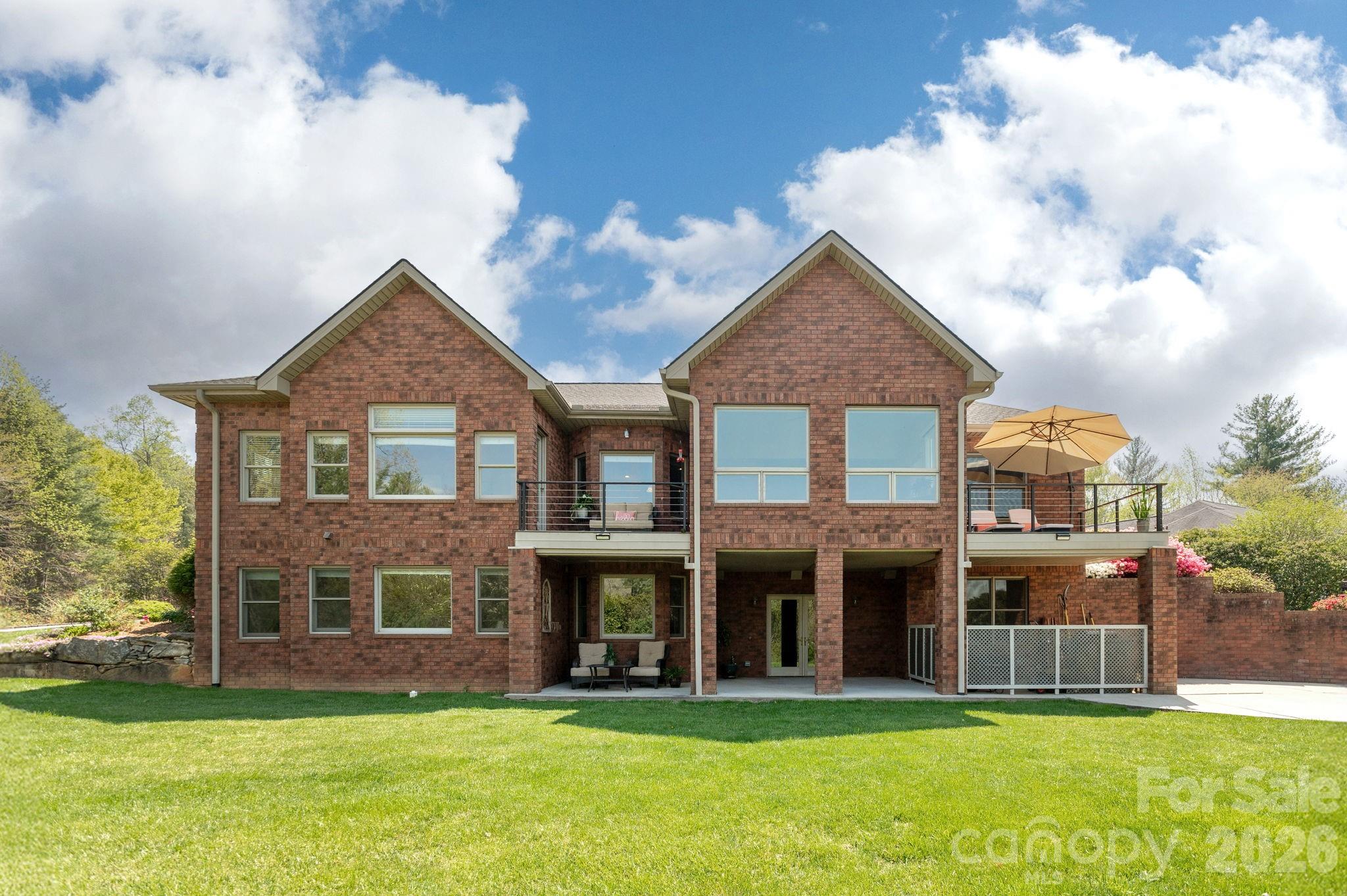 28 Tudor Crescent Court, Hendersonville, NC. property listing photo