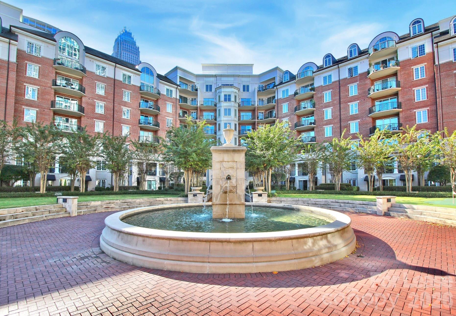 300 W 5th Street Apt 412, Charlotte, NC. property listing photo