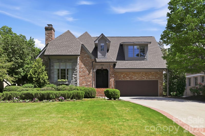 1909 Maryland Avenue, Charlotte, NC - 5 beds, 3.5 baths, 4,195 sqft - $2,445,000