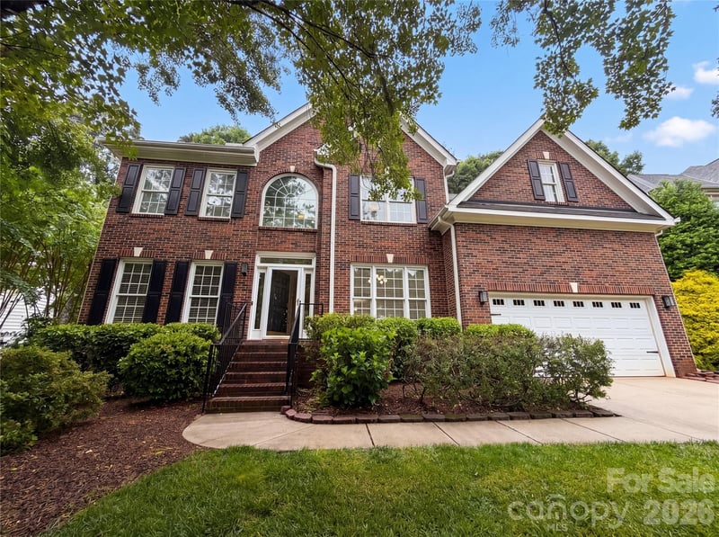 12209 Willingdon, Huntersville, NC - 6 beds, 4 baths, 3,184 sqft - $735,000