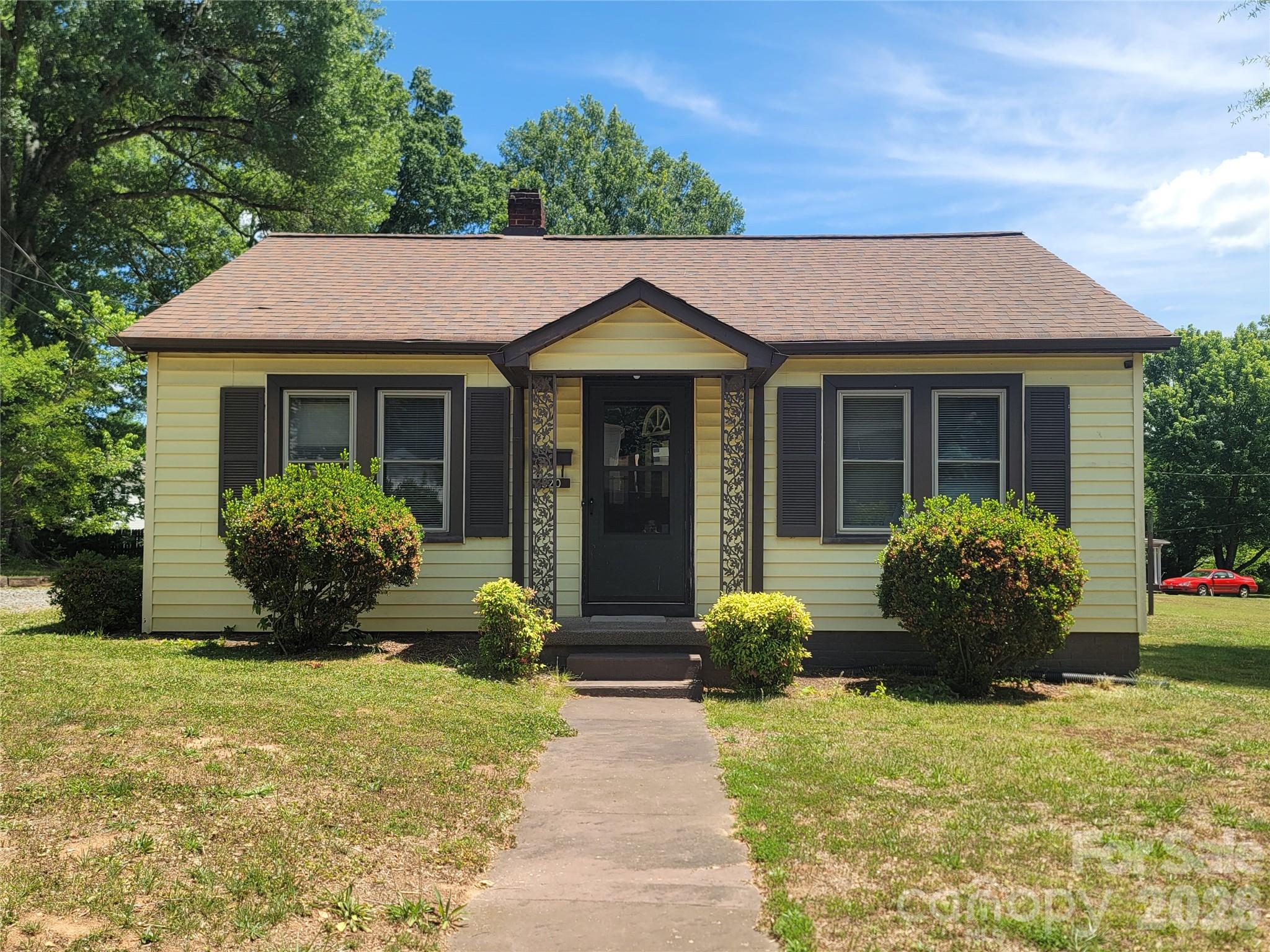 320 Cook Street, Mooresville, NC. property listing photo