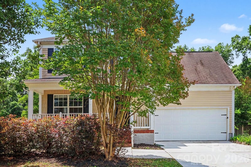 15331 Dehavilland Drive, Charlotte, NC - 3 beds, 2.5 baths, 1,474 sqft - $364,900