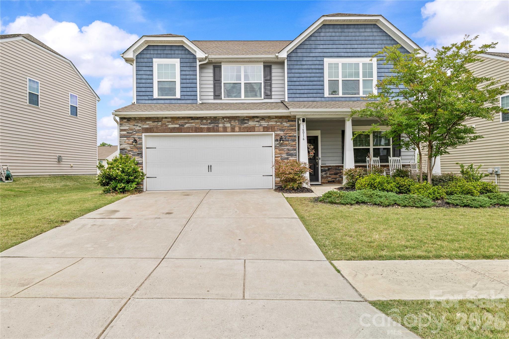 16016 Harbor Hill Drive, Charlotte, NC. property listing photo