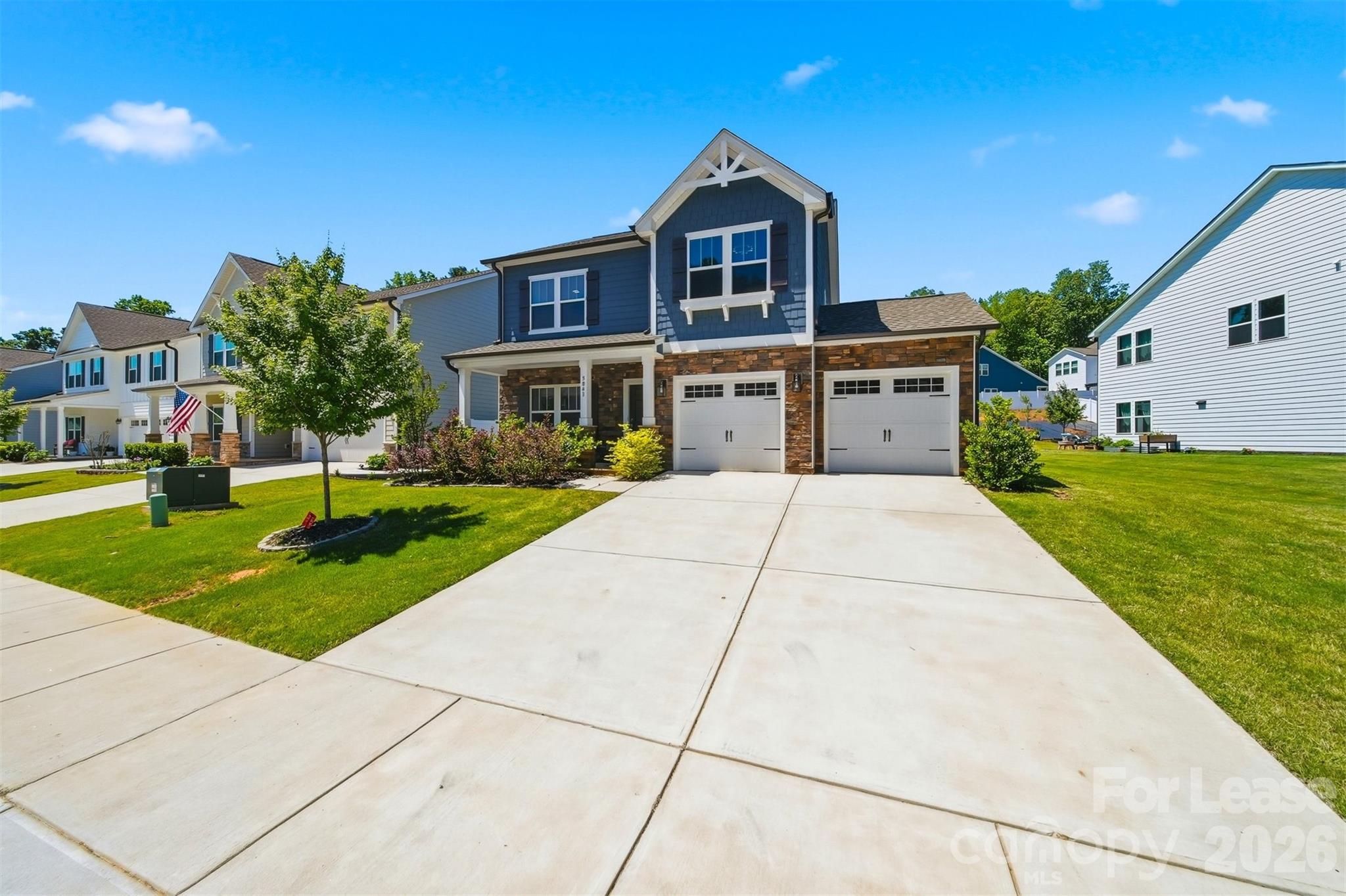 5041 Mooreland Oaks Way, Mount Holly, NC. property listing photo