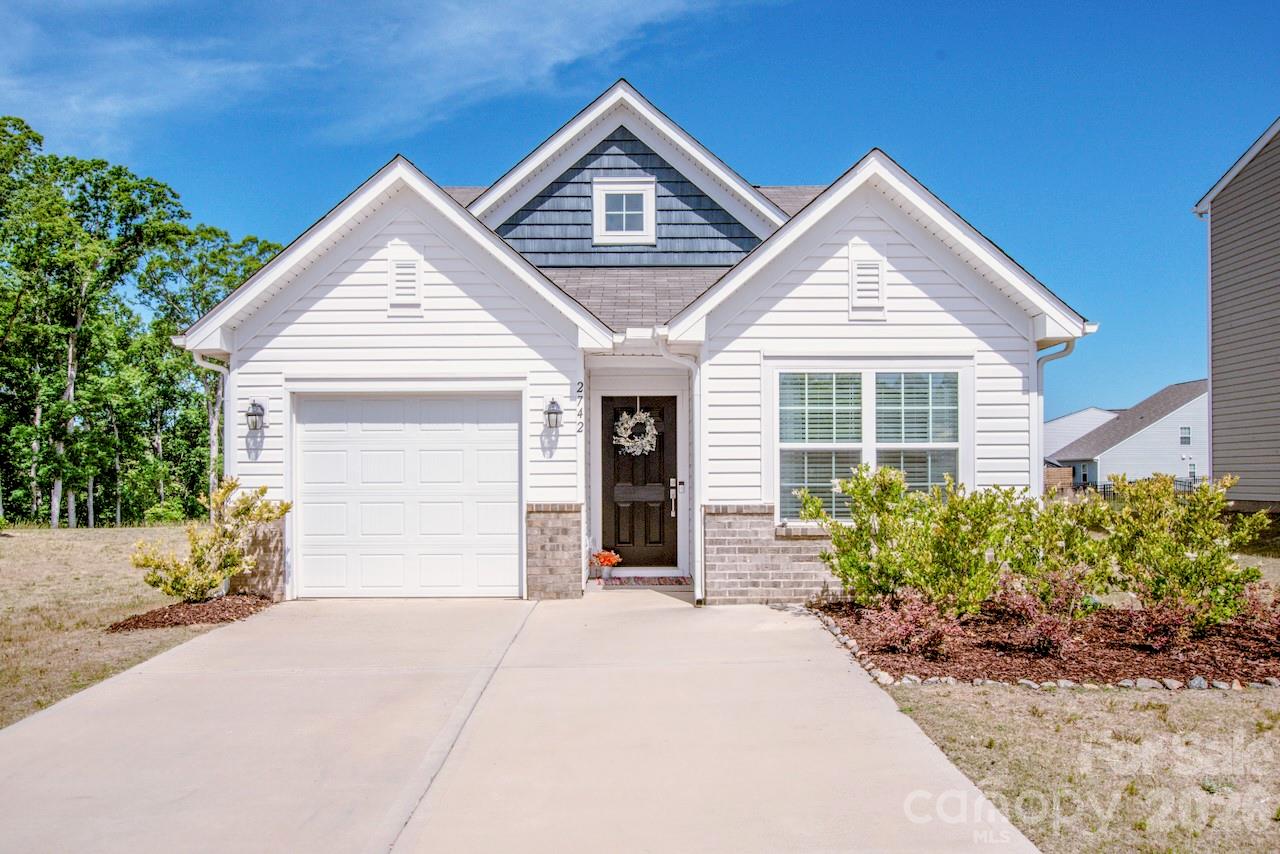 2742 Legacy Ridge Lane, Catawba, NC. property listing photo