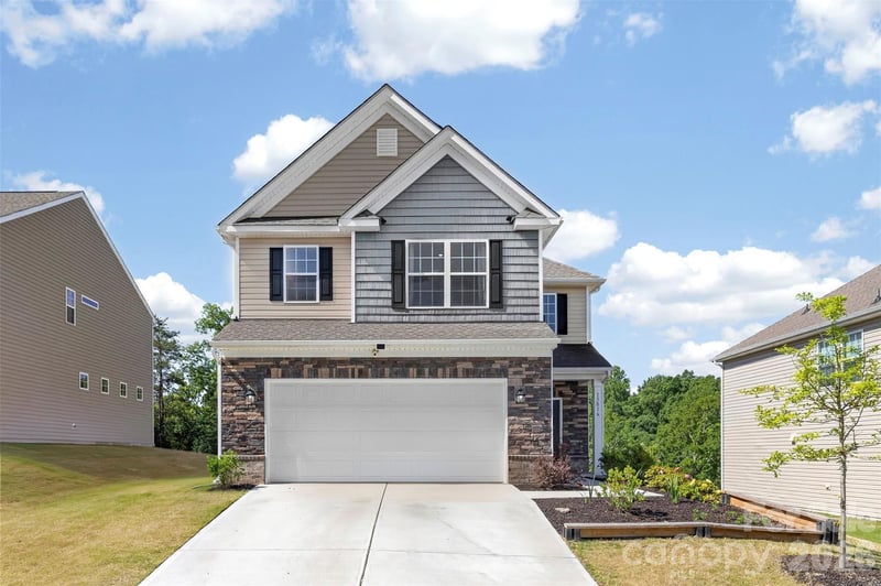 13016 Lannister Drive, Charlotte, NC - 4 beds, 3.5 baths, 2,104 sqft - $450,000