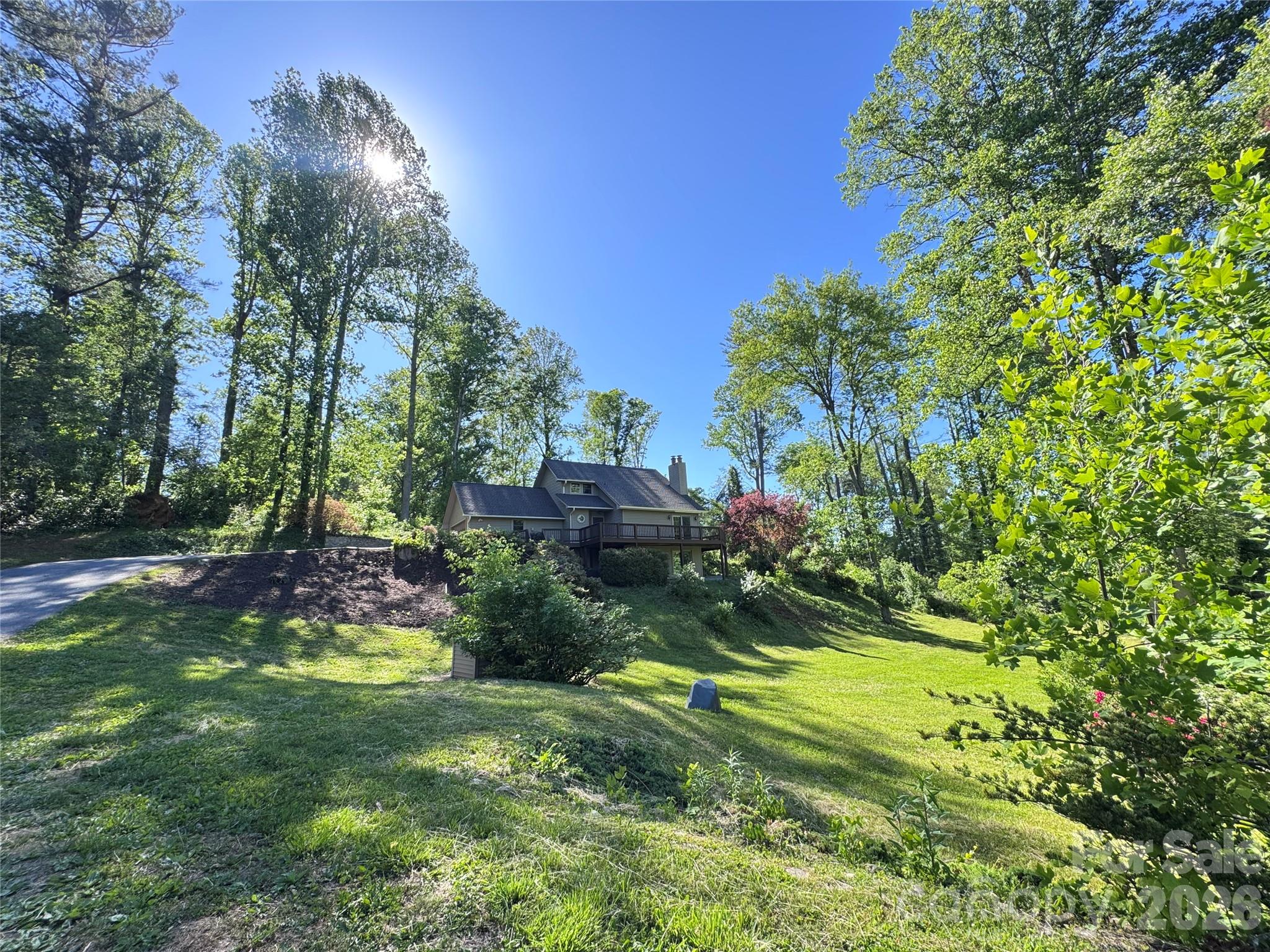 207 Wood Dale Drive, Hendersonville, NC. property listing photo