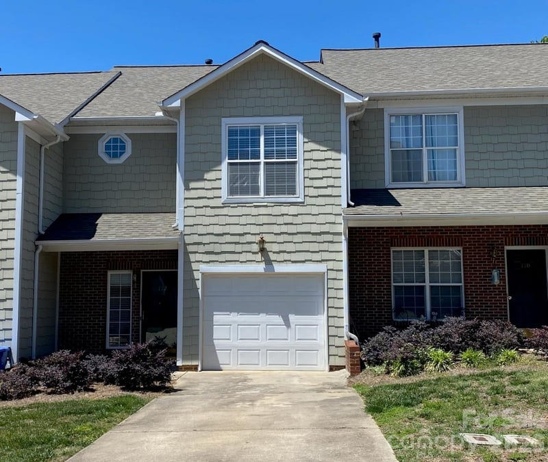 112 Sunridge Drive, Mooresville, NC - 2 beds, 2.5 baths, 1,464 sqft - $249,000