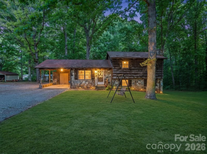 145 Nathaniel Lane, Kannapolis, NC - 3 beds, 2 baths, 1,826 sqft - $690,000