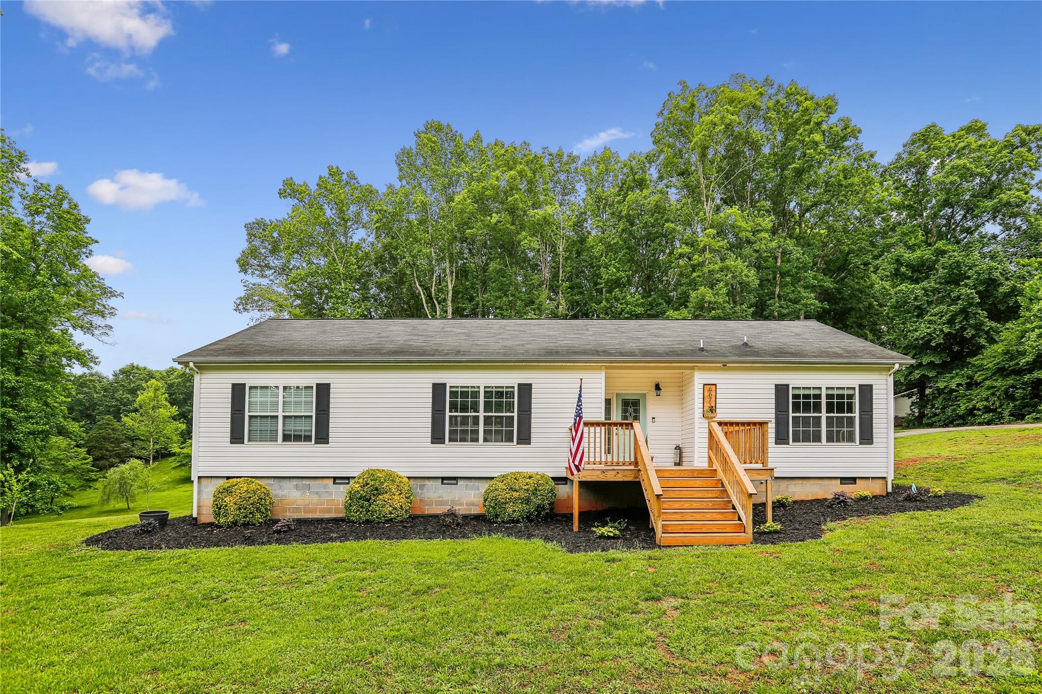 6673 Forney Hill Road, Denver, NC — property listing photo