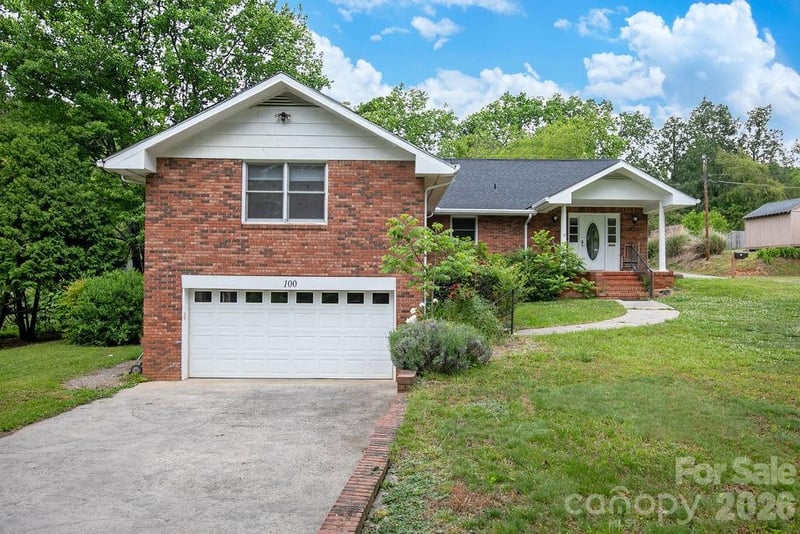 100 Kilpatrick Street, Brevard, NC - 4 beds, 3 baths, 1,983 sqft - $485,000