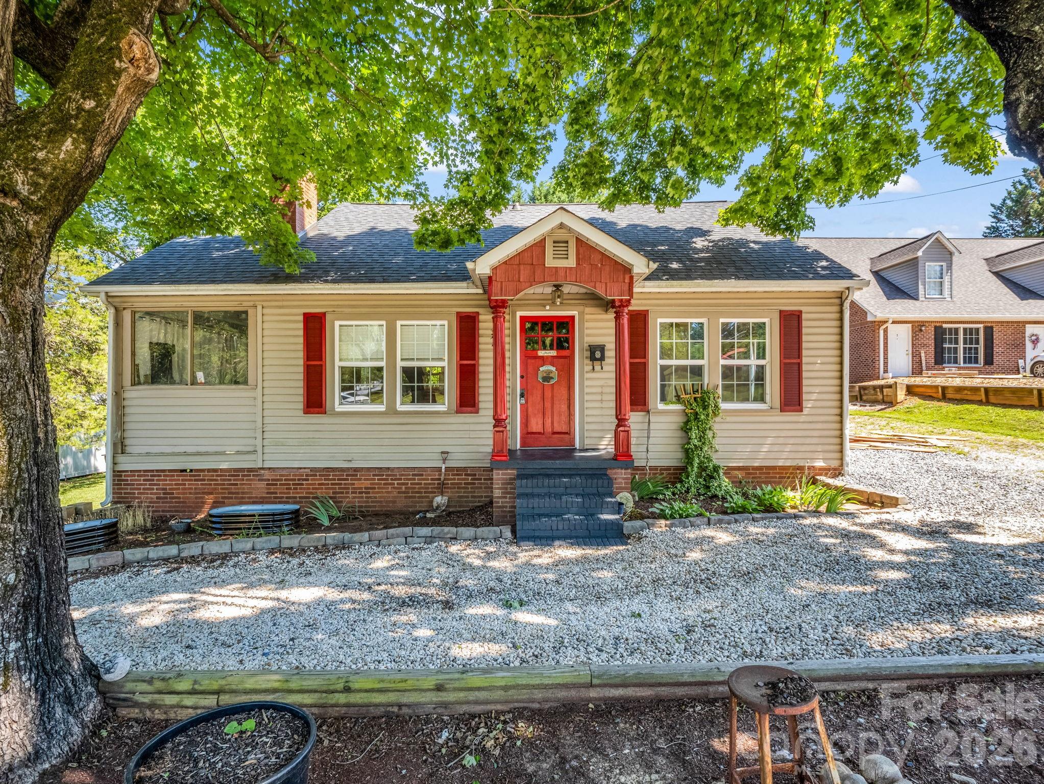 173 Maple Street, Rutherfordton, NC — property listing photo
